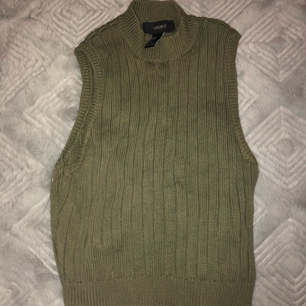 Forever 21 knitted crop top